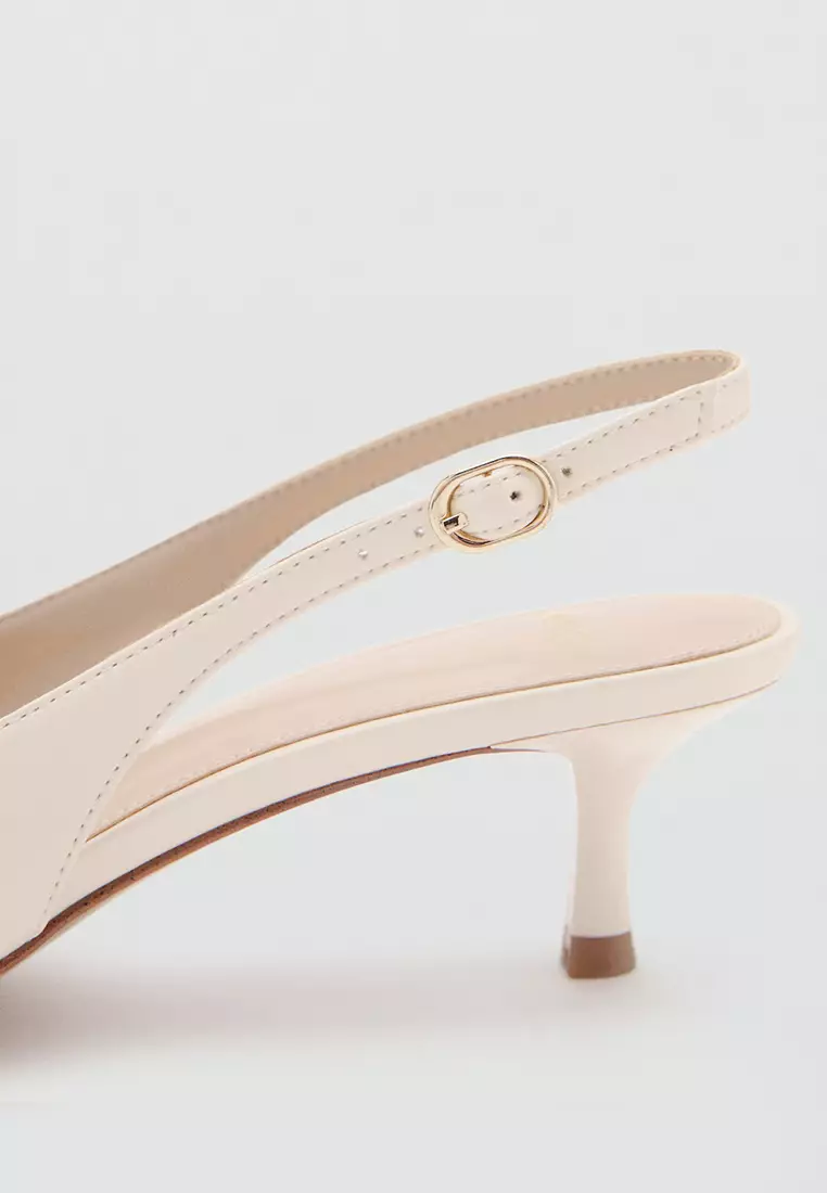Kitten-Heel Pointed Shoes
