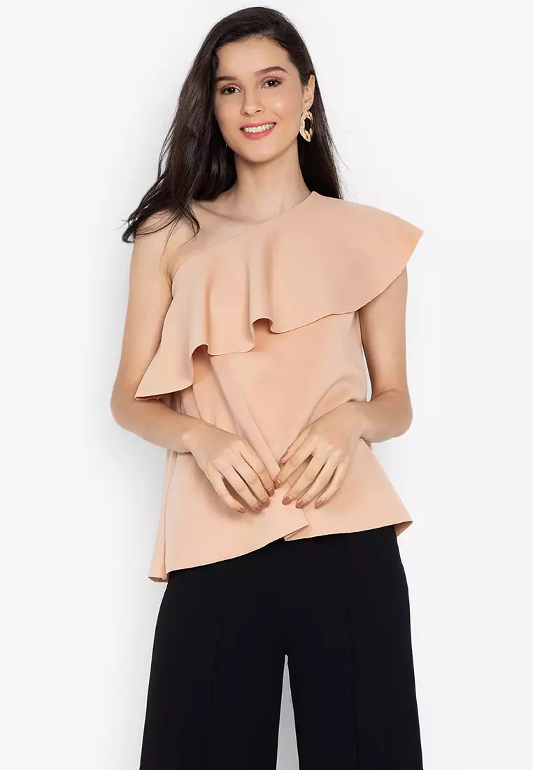 Maureen Obe-shoulder Top