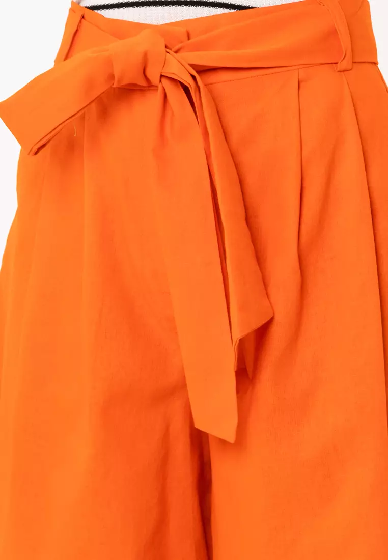 Paperbag Waist Suit Shorts With Linen