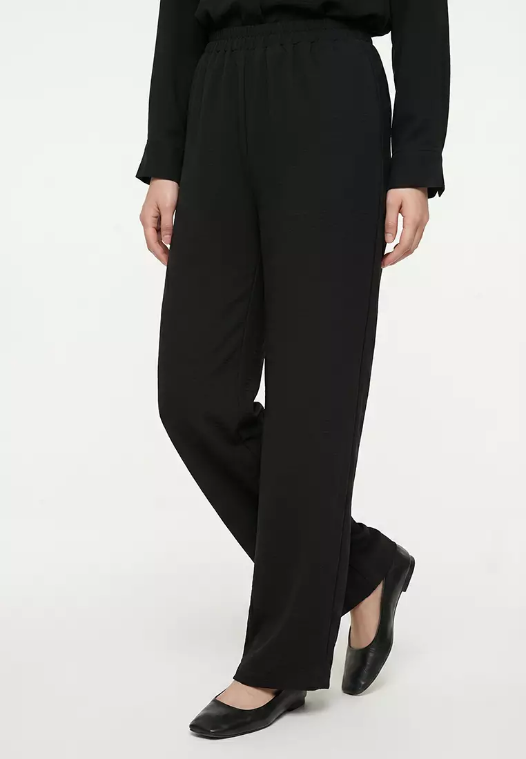 Black Gold Button Detail Aerobin Shirt-Pants Woven Bottom-Top Set TCTSS25US00034