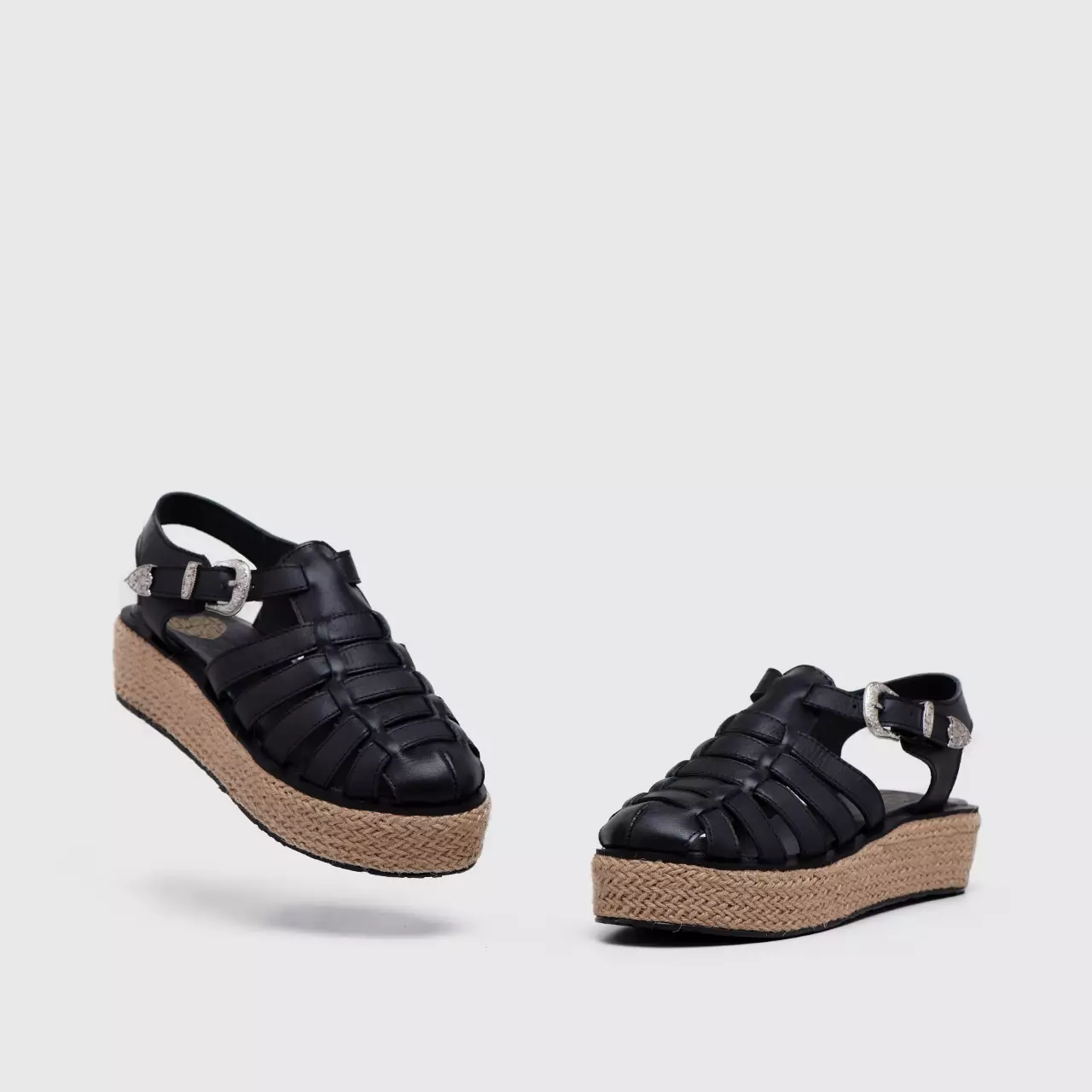 Rendeveous Platform Genuine Leather Black