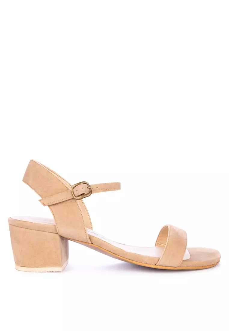 Low heel hot sale suede sandals