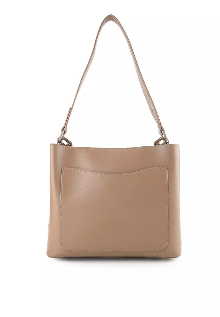 Linsie Satchel (L)