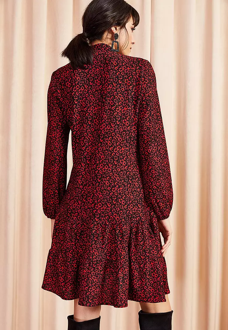 Polka Dot V-neck Flounce Dress