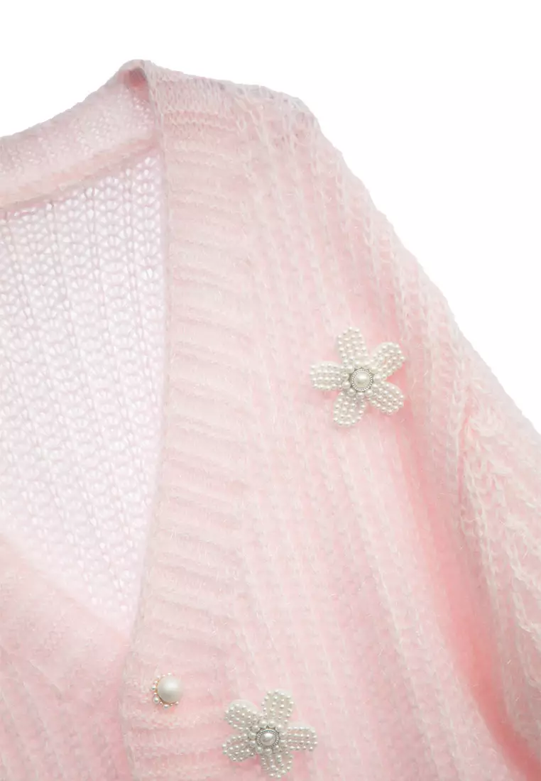 Oversize Pink Knit Cardigan With Floral Brooch Accessory