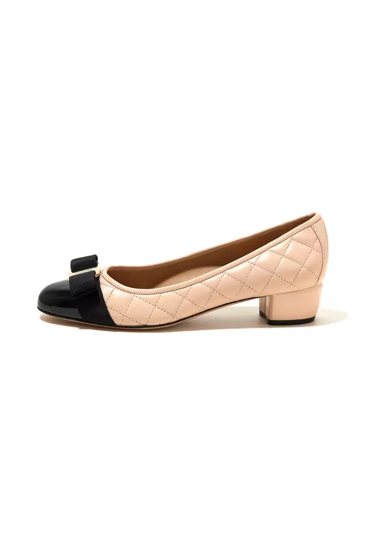 Salvatore Ferragamo｜PUMPS(HEELS) (01M832 0702227 #C) Quilted Vara pump - Women | Ferragamo