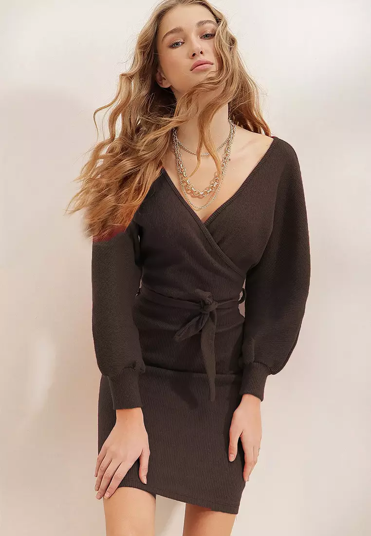 Women's Brown Double Breasted Batwing Sleeve Waist Belted Camisole Dress