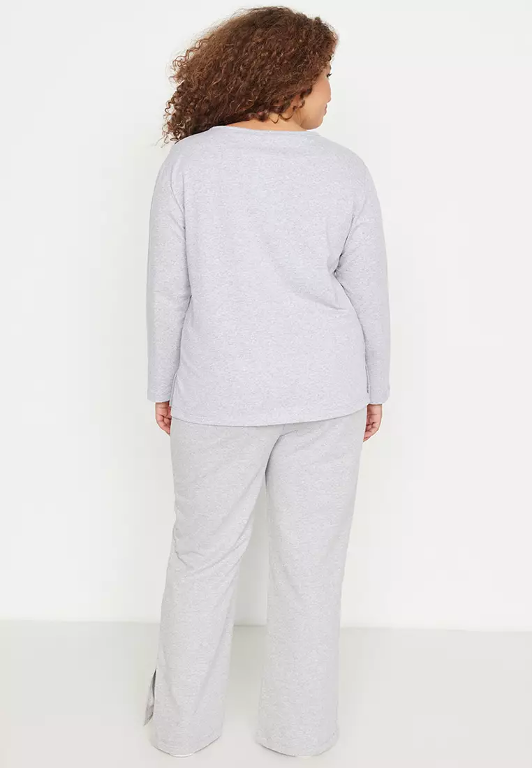 Plus Size Knitted Pajamas with Slits.