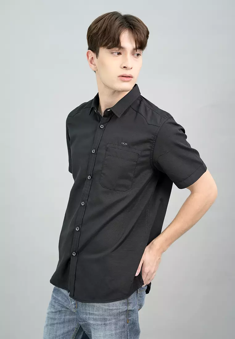LGS - Slim Fit - Kemeja Casual Pria - Lengan Pendek - Hitam - Motif Polos - JSH.391.S1187F.946.C