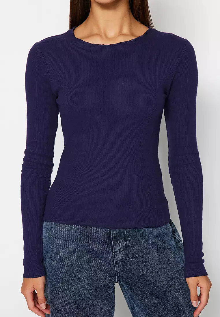 Fitted Round Neck Rib Top