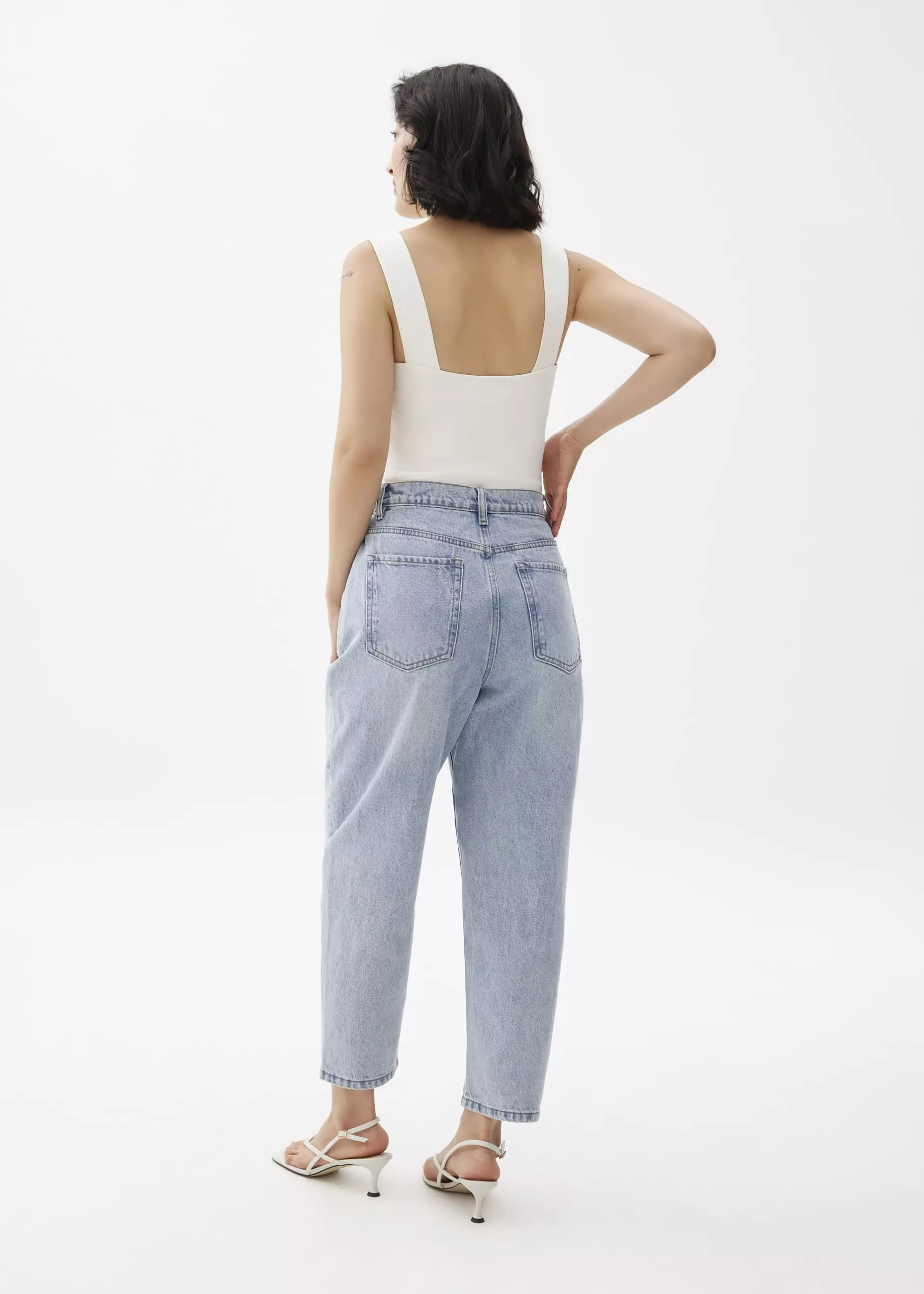 Celana Wanita - Flynn Cropped Mom Jeans