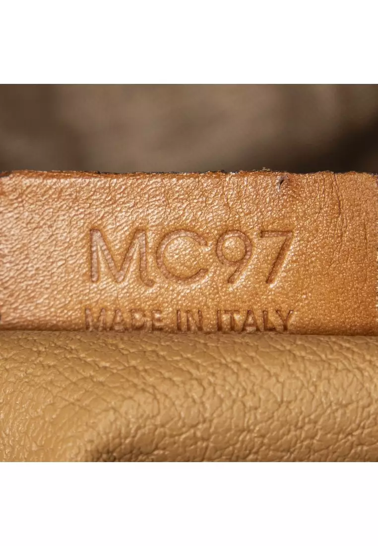 Pre-Loved Dome Top Handle