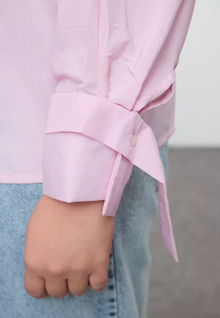 Plus Size Gathered Back Blouse