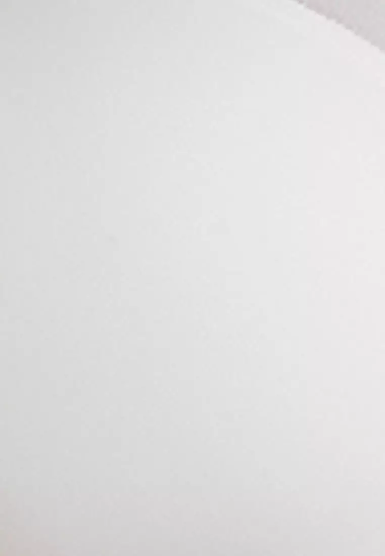 Underwired Seamless Convertible-to-Strapless Bra