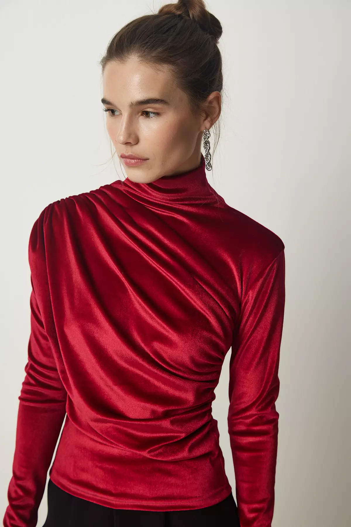 Women's Red Gathered Collar Stylish Velvet Blouse Ff00144
