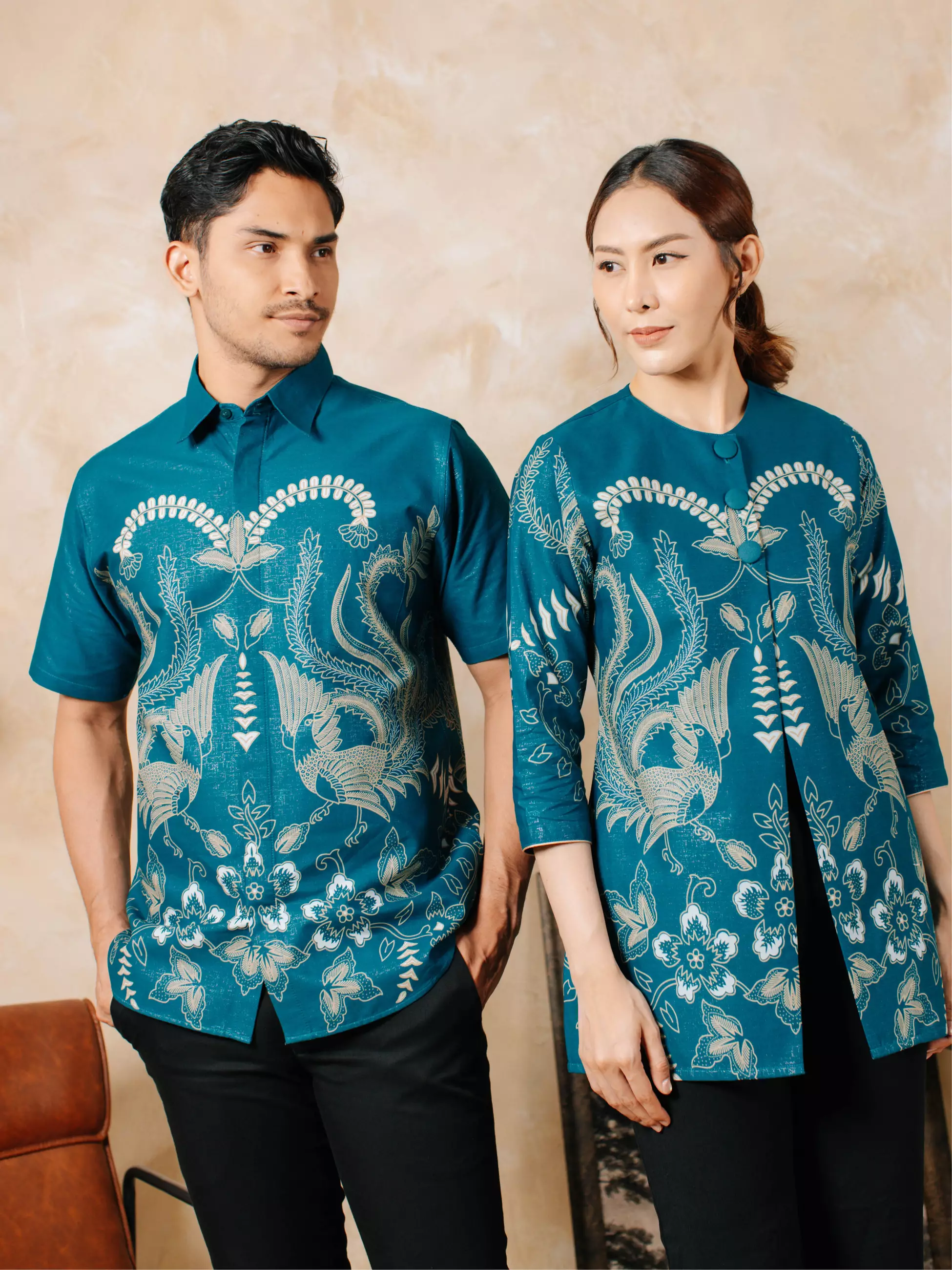 Avana by Adyatma Aria Turquise Kemeja Batik Slim Fit Tricot Pria Katun Foil