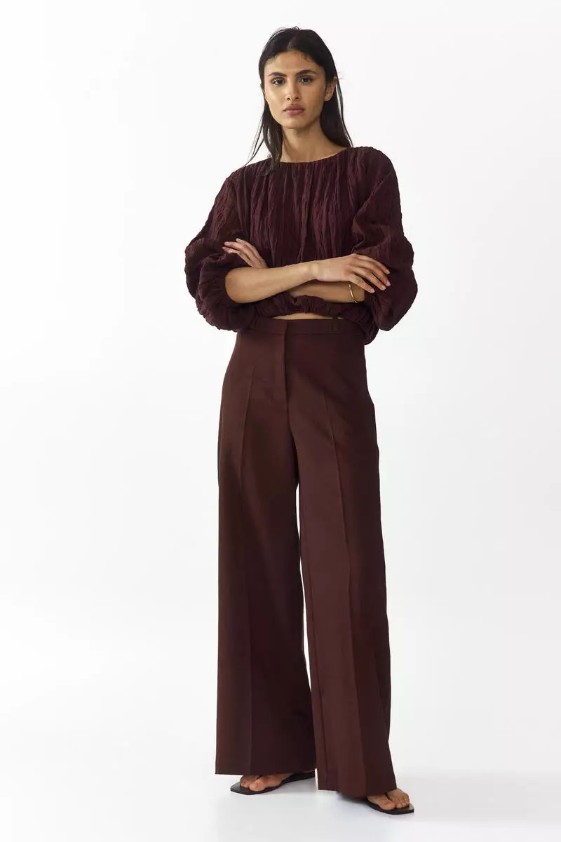 Wide tailored trousers
