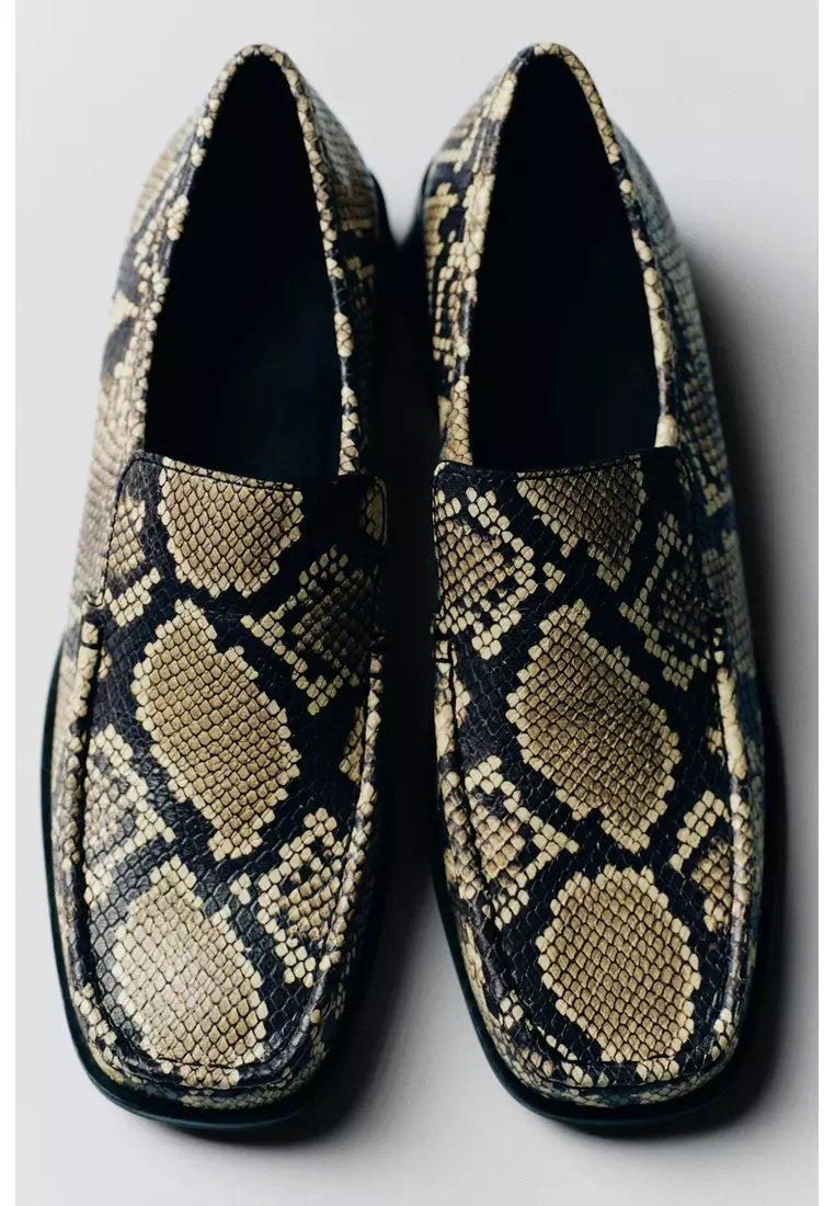 SQUARE-TOE LEATHER HEELED LOAFERS