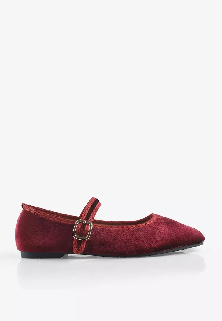 Vivienne Flat Ballerina Shoes in Red
