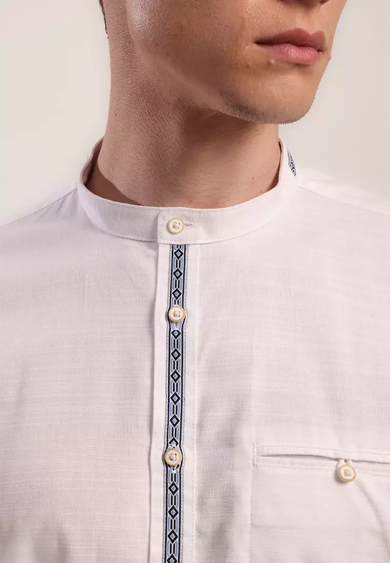 MOC - Kemeja Shanghai Lengan Pendek Pria Ikshan - White