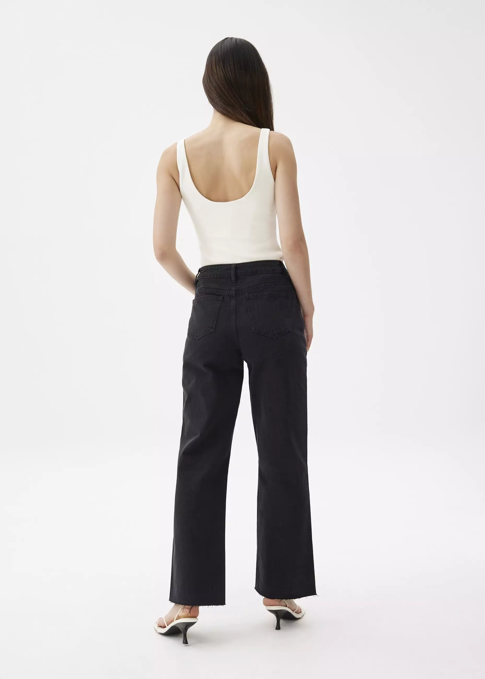 Celana Wanita - Elliot Denim Straight Leg Jeans