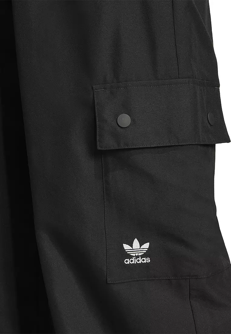 Essentials Woven Cargo Pants