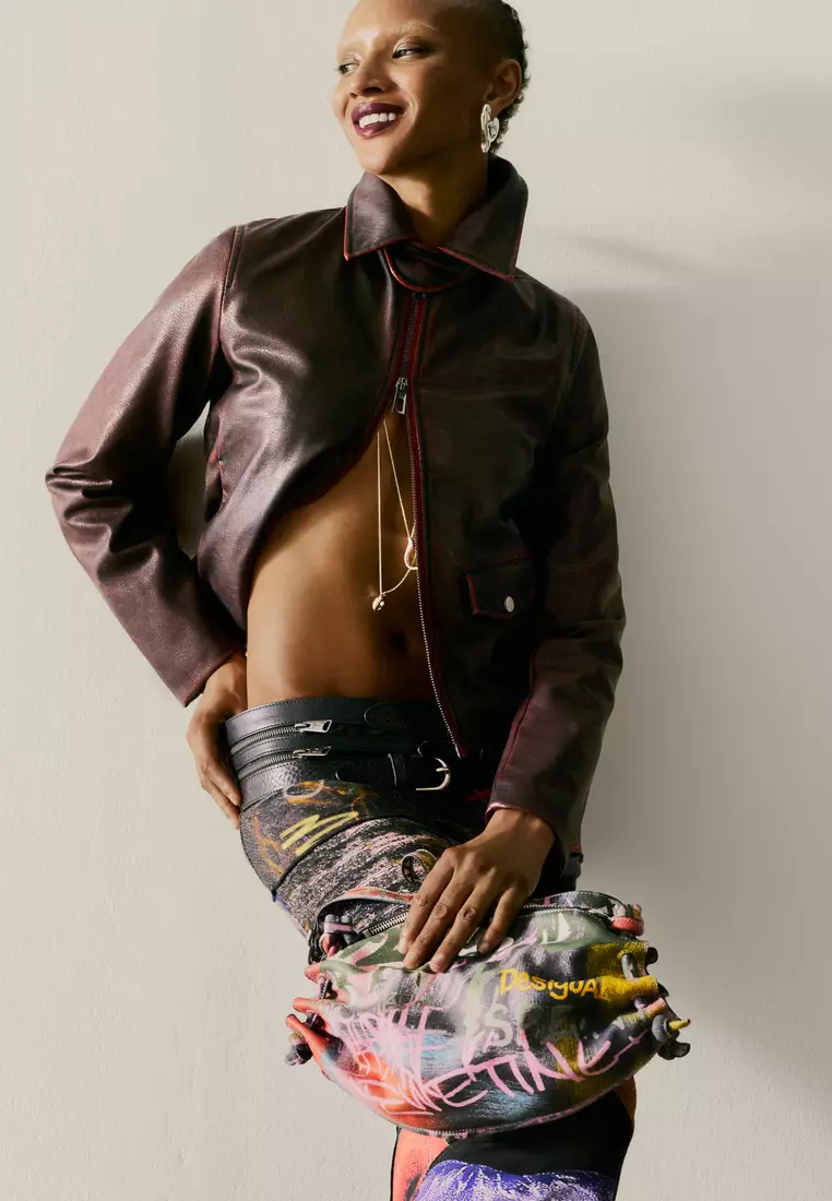 PRINTED SKIRT WITH LIPS