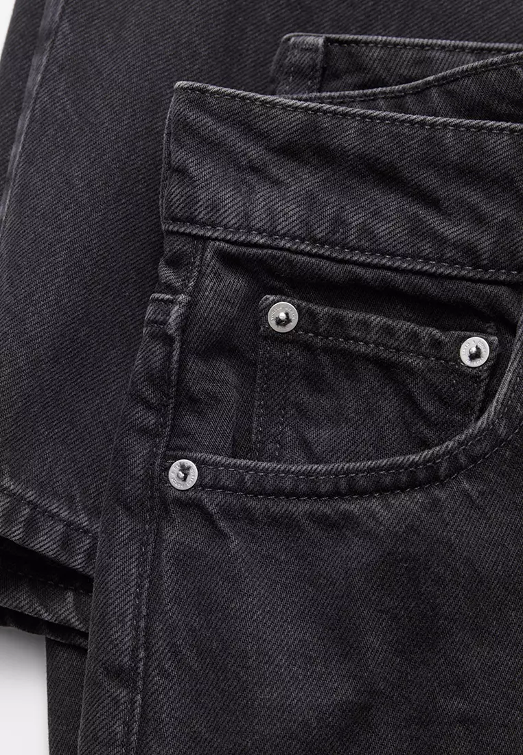 Tapered Jeans