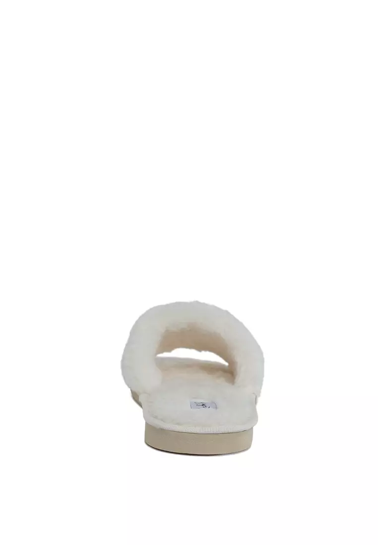 Fur Sliders in Beige