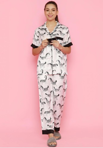 BigBearHug.co black and white Bigbearhug.Co Q002 Zebra Design Women Pajamas Set Short Sleeve Long Pants CDFBEAA4F2D02CGS_1