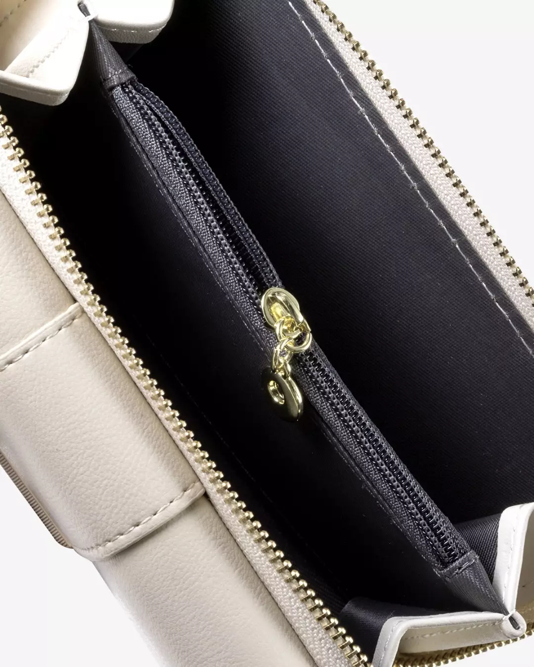 C2 Carnel Beige Leather Wallet - Dompet Kulit Wanita