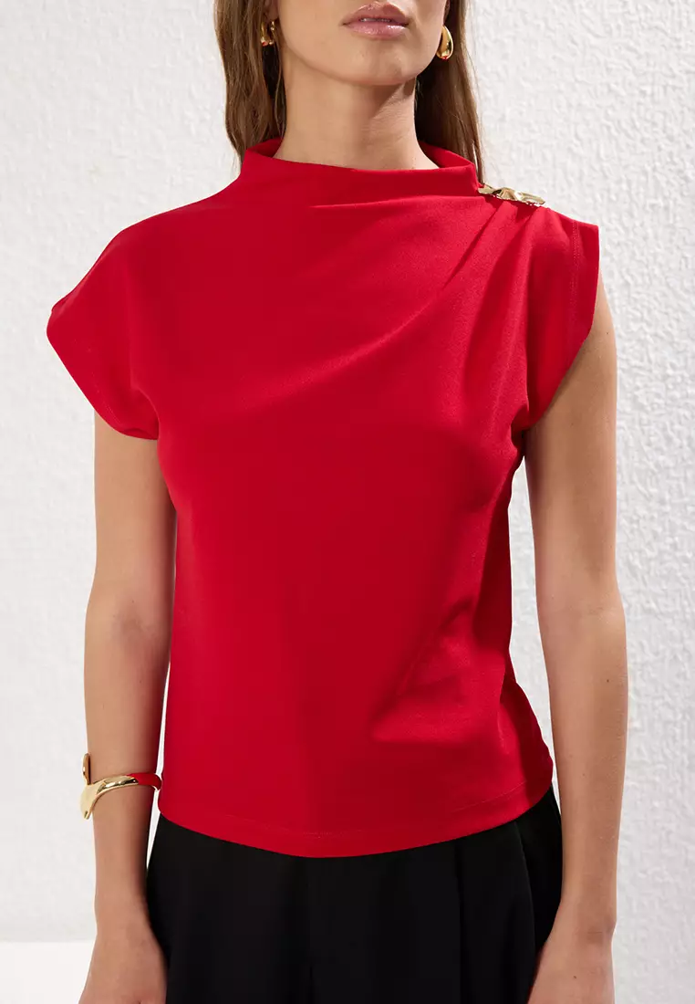 Red Fitted/Fits the Body Accessory Detail Draped Flexible Knitted Blouse TWOSS25BZ00044