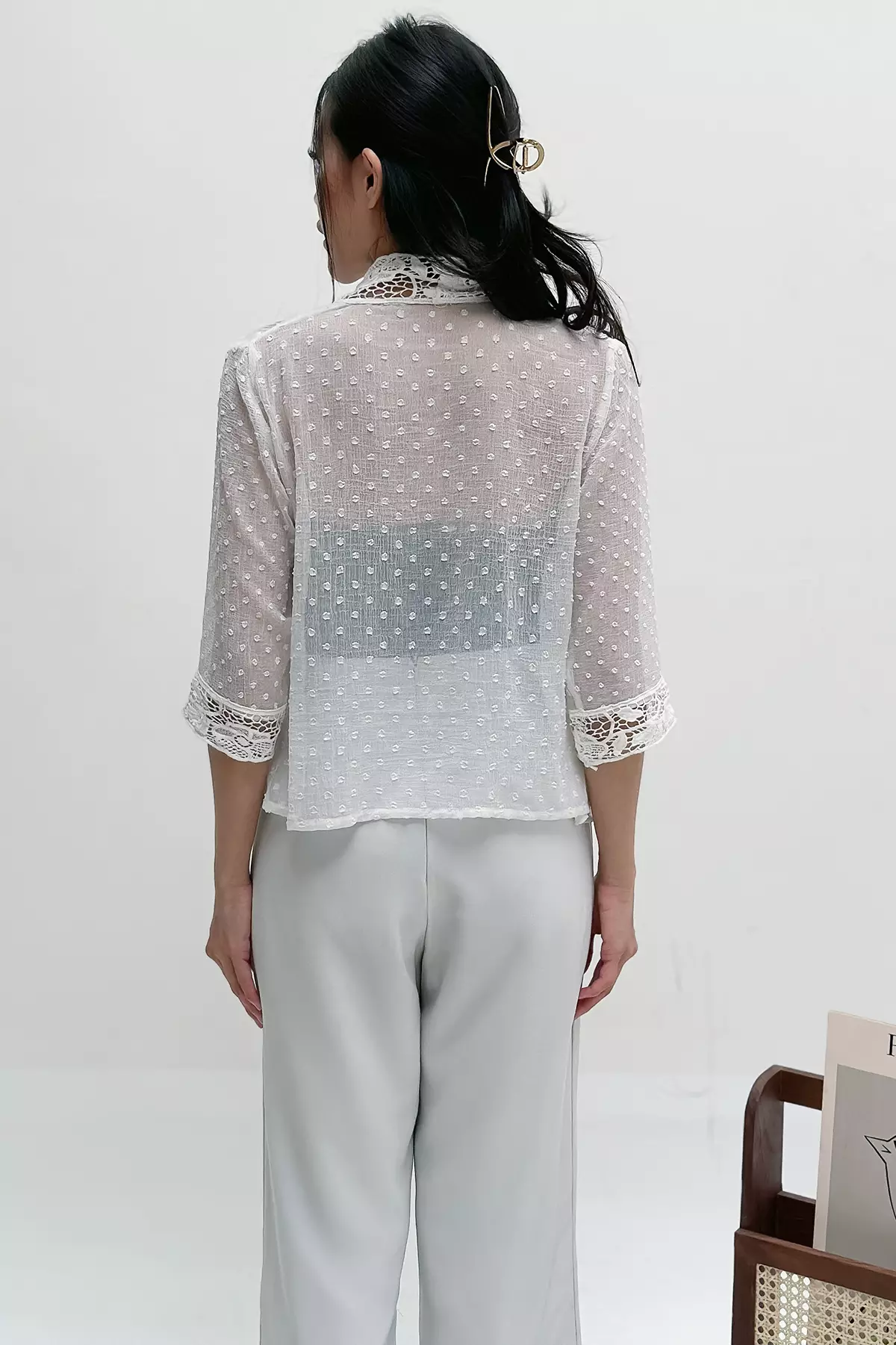 Hamiza Lace Outer White Outwear