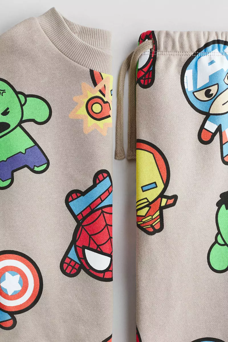 2-piece printed sweatshirt set