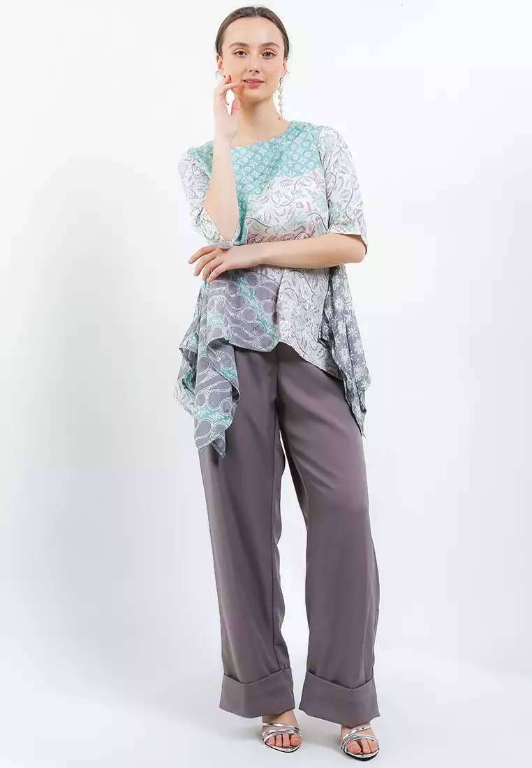 Nesya Blouse Batik Viscose Wanita