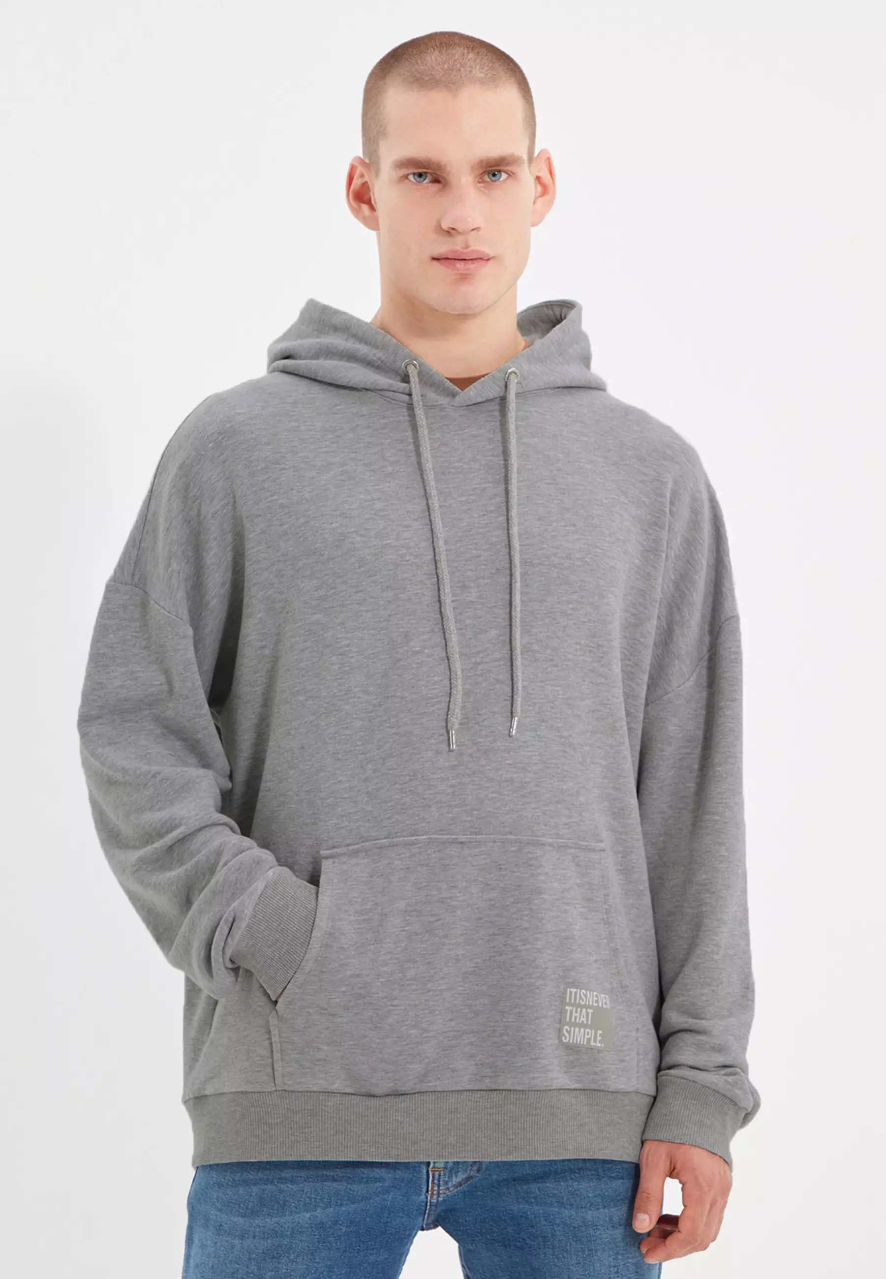 Basic Oversize Hooded Sweatshirt with Patched Label