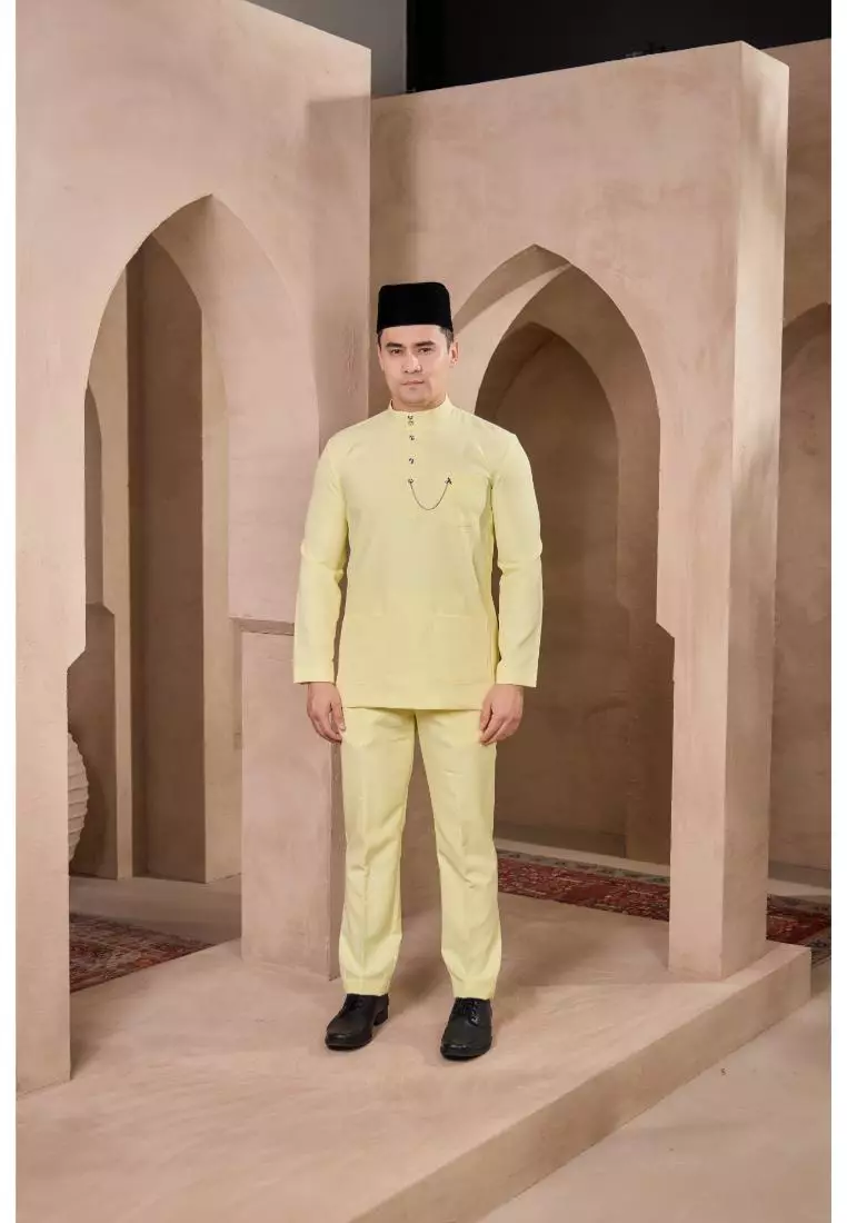 Baju Melayu Mahkota