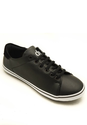 Clean Cut '89 Women Sneakers Black with White Sole