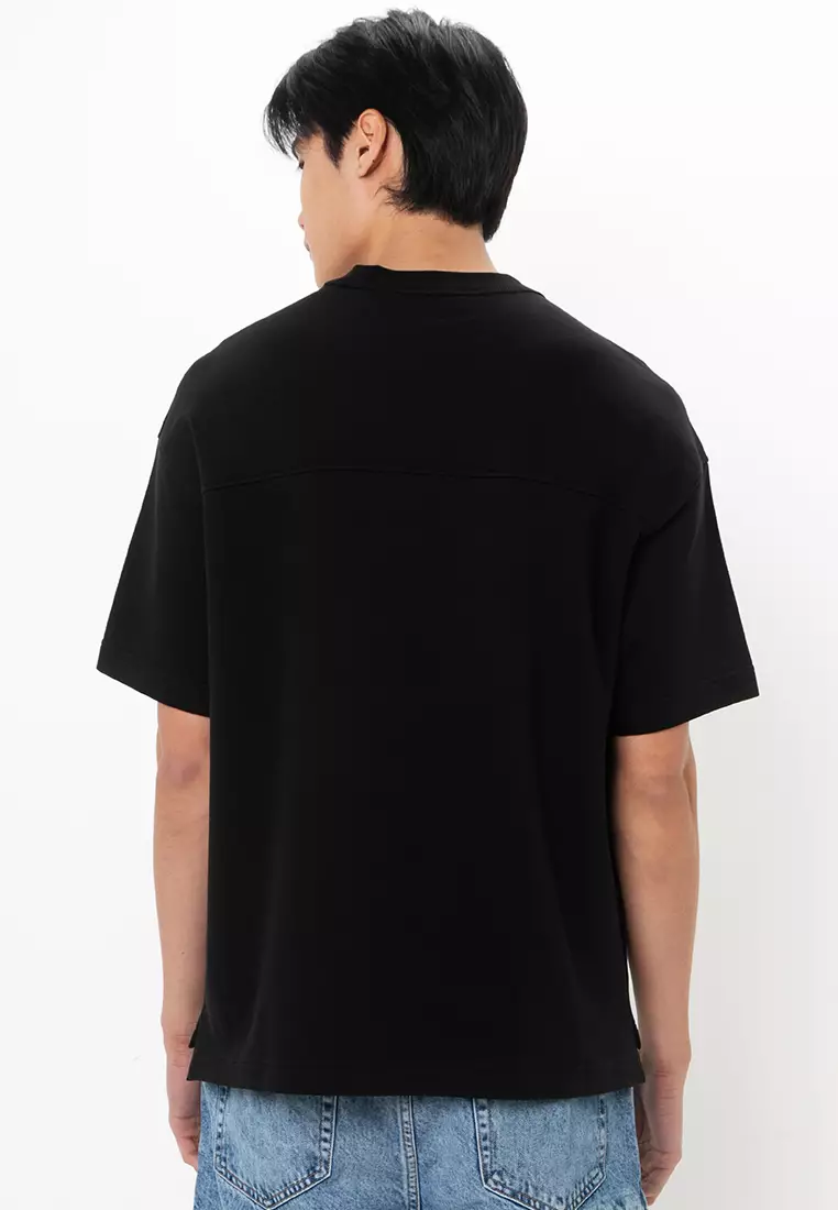 Monogram Textured Pique Tee - Calvin Klein Jeans