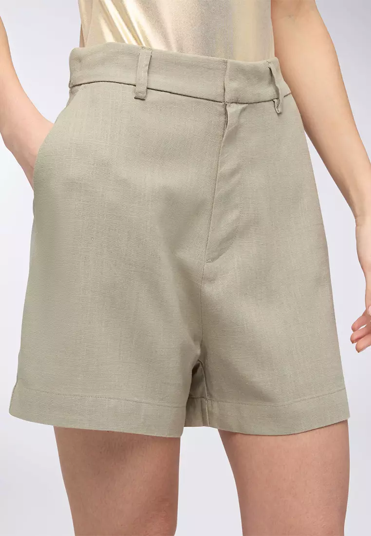Woman Short Pants