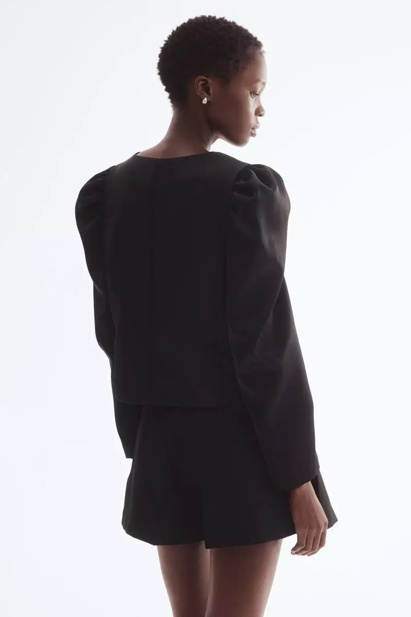 Puff-sleeved blouse