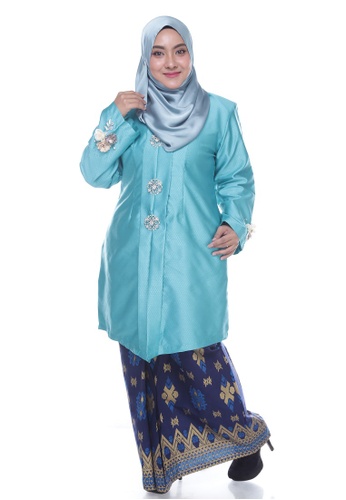 Buy Nayli Plus Size Turquoise Kebaya Labuh from Nayli in Green and Blue only 349
