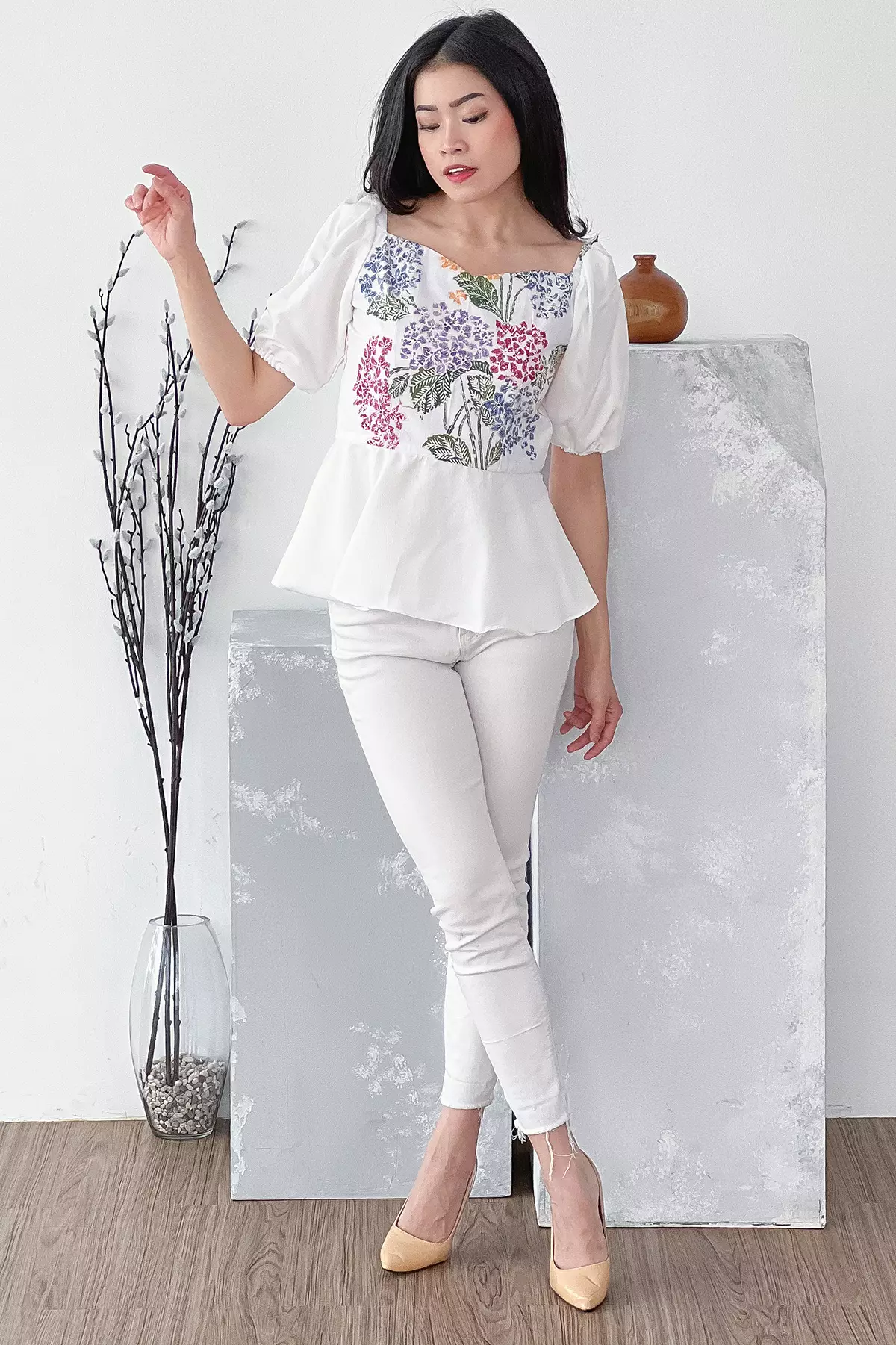 Elanaor Asoka Putih Blouse