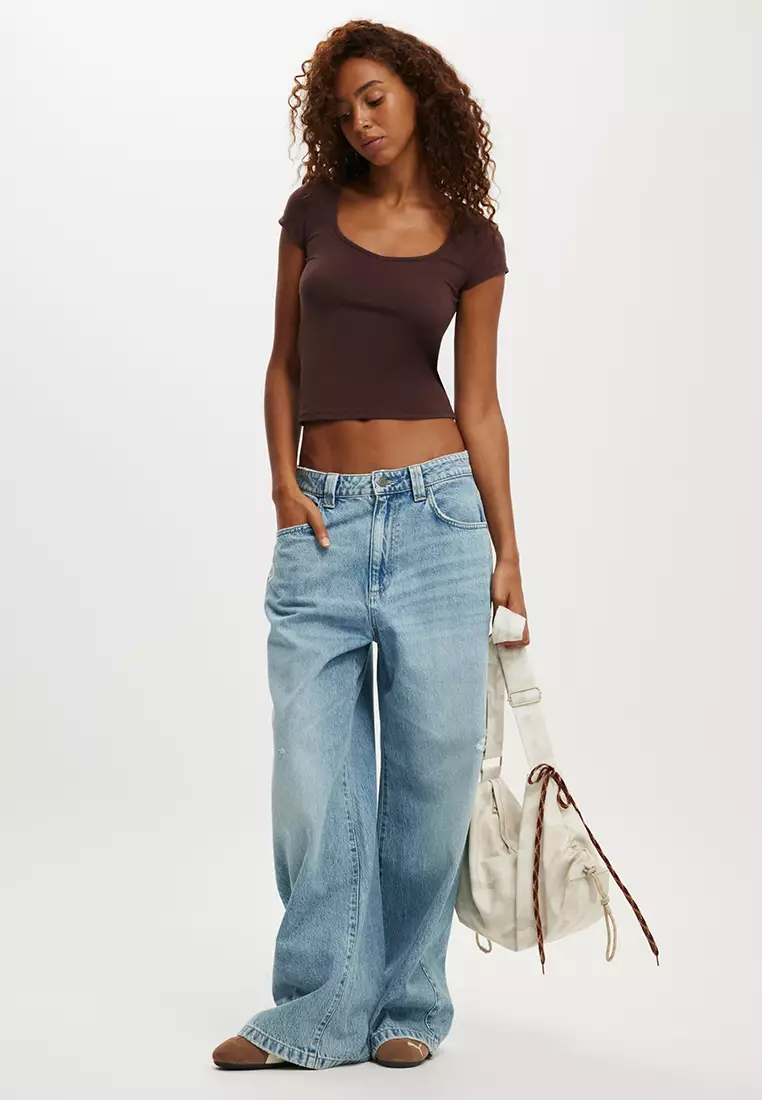 Hold Me Short Sleeves Tee