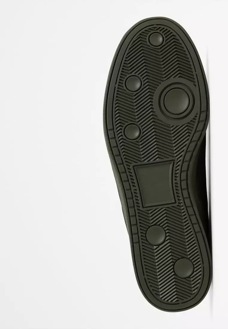 Cypress Low-Top Sneakers