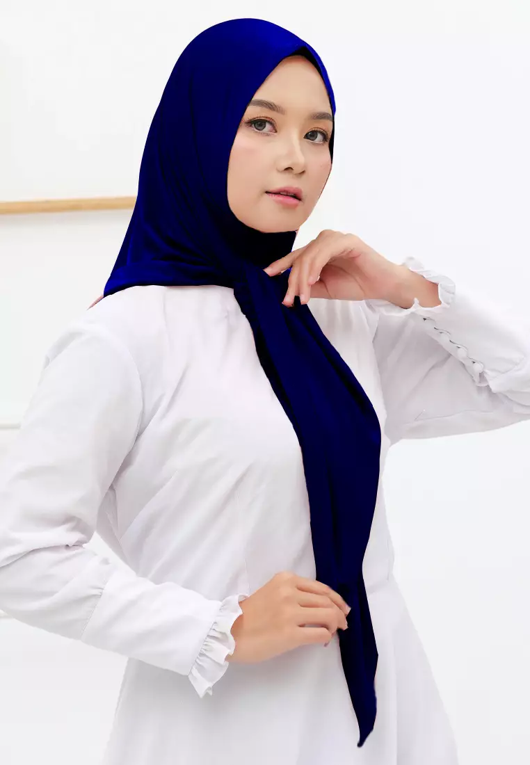 Jilbab Wanita Instan Curve Hijab Navy