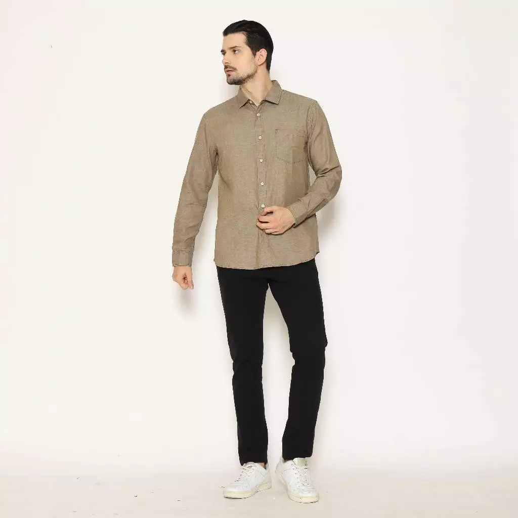 AMK Kemeja Pria Basic Polos Pendek SHS Takuro L/S Dark Olive
