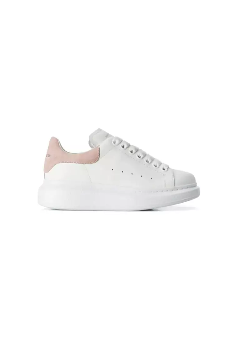 Alexander mcqueen trainers sales womens black and white