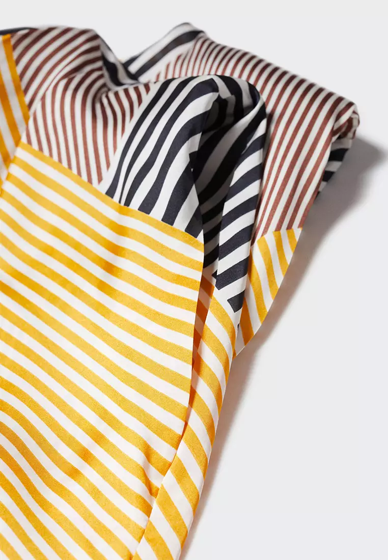 Printed Blouse With Shoulder Pads