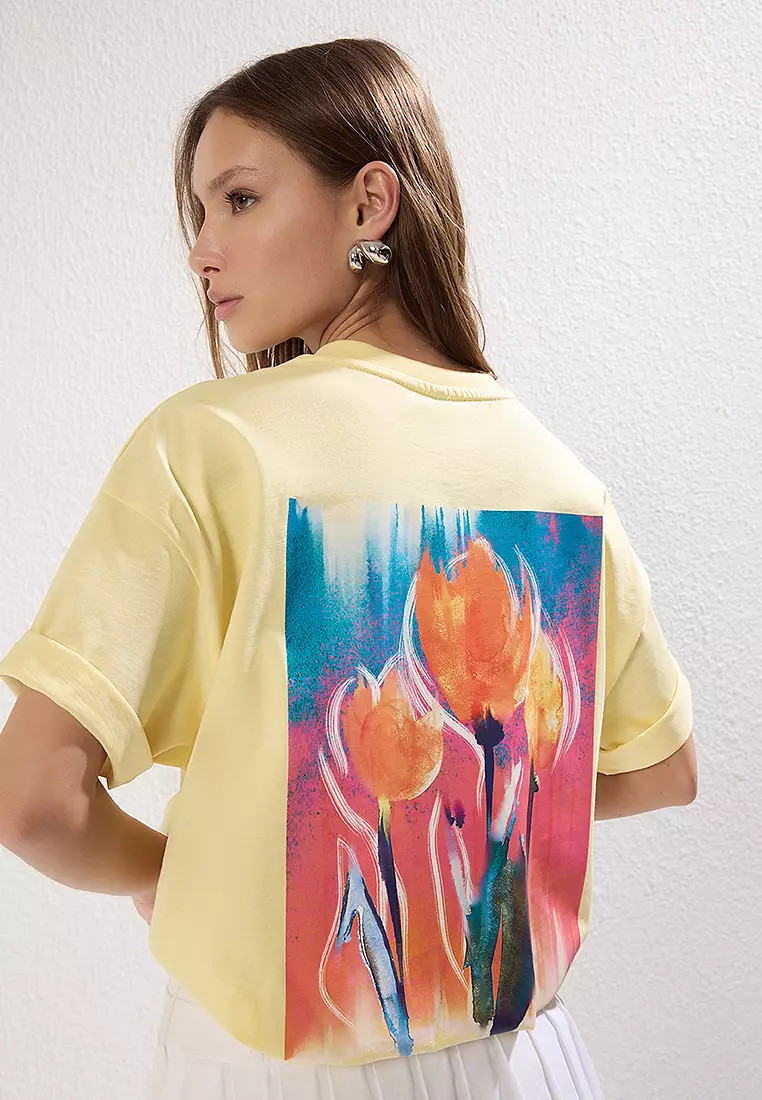 Light Yellow Oversize/Wide Pattern Front Back Printed Knitted T-Shirt